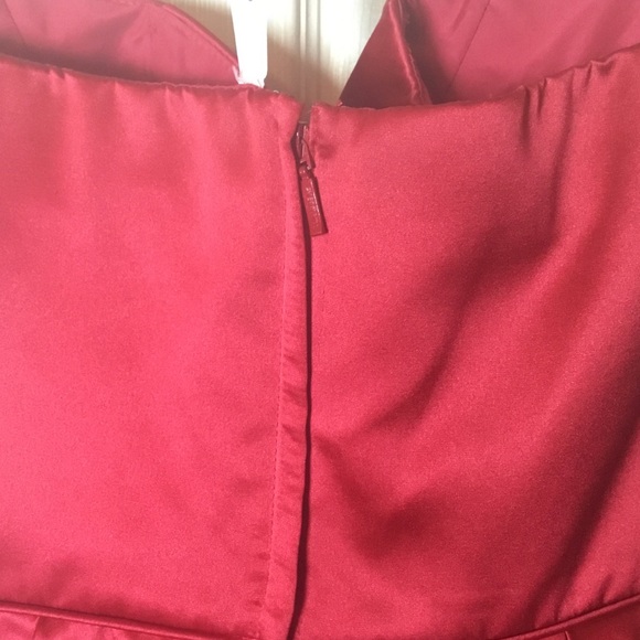 Sherri Hill NWT Red Strapless Rhinestone Mini Satin Dress with Pockets - Size 8 - Picture 8 of 14